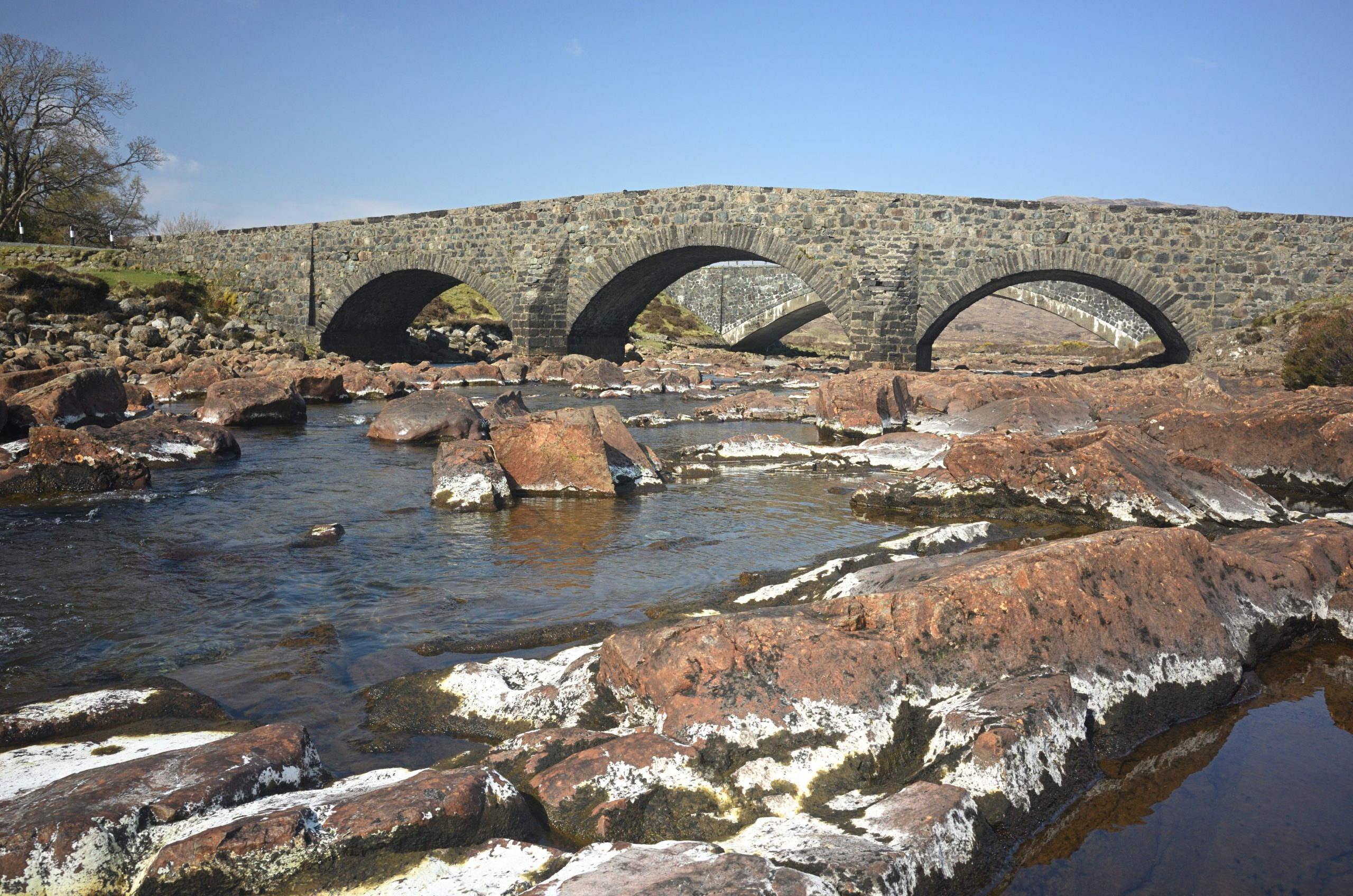 A,Beautiful,Shot,Of,An,Old,Bridge,In,Scotland,With